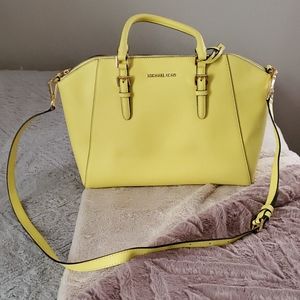 Michael kors purse and wallet